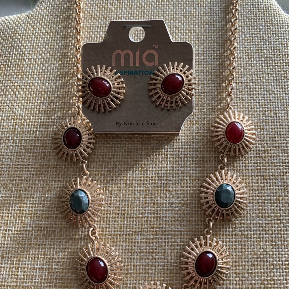 Mia Collection By Kim Min Sum. Beautiful Holiday … - image 4